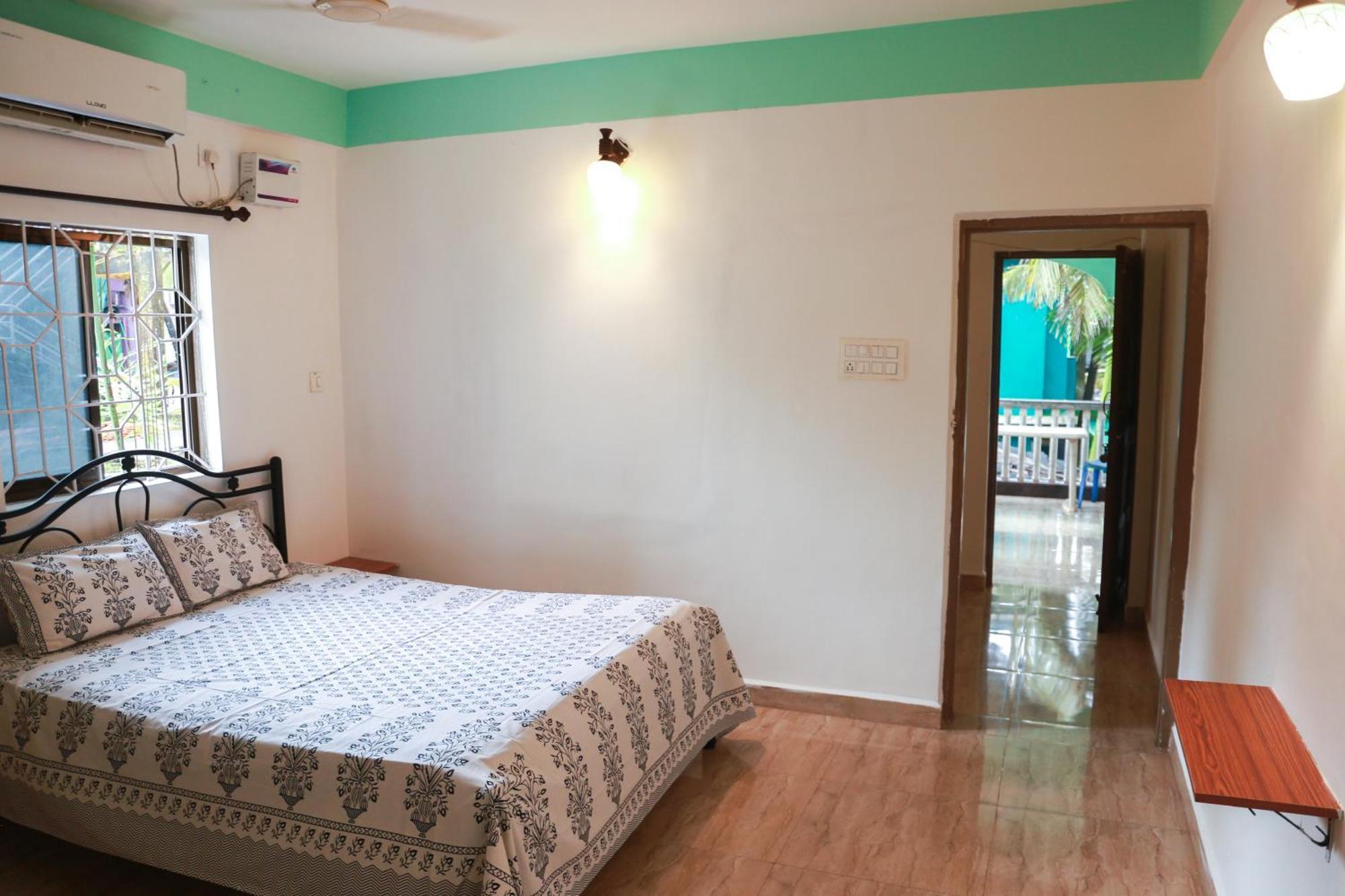 Kumbaya Beachside Hostel & Apartments At Arambol Beach Kültér fotó